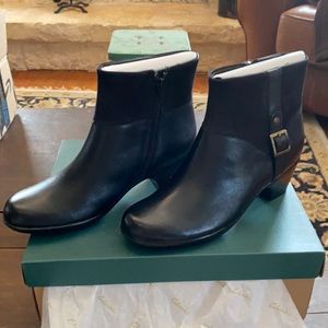 Clarks NIB Black Ankle Boots